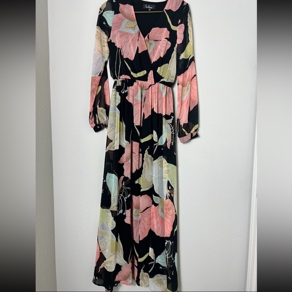 EUC Lulus Wondrous Water Lilies Black Floral High Slit Print Maxi Dress Size XS - Picture 9 of 16